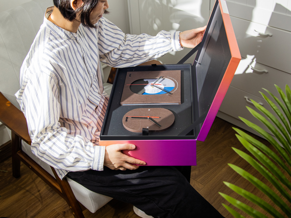 Immigration Gift Box